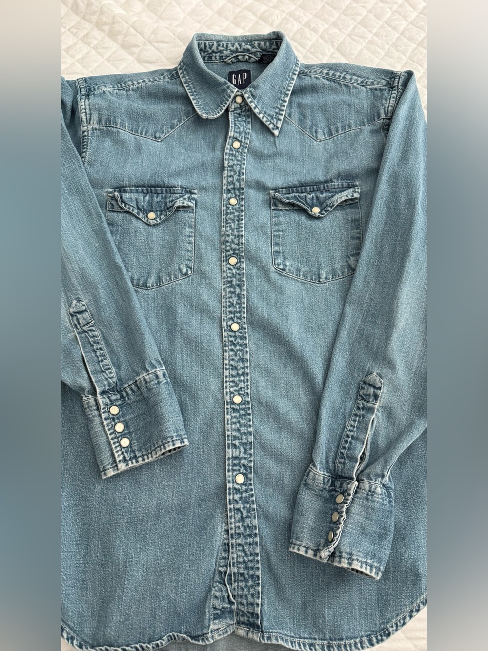 GAP Y2K Light Blue Denim Snap Button-Down Western Style Shirt